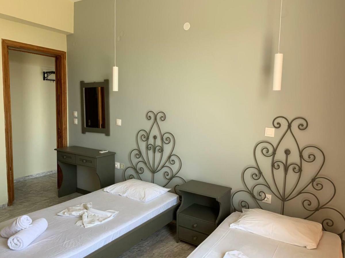 Velendzas Holidays Alykanas  Exterior foto