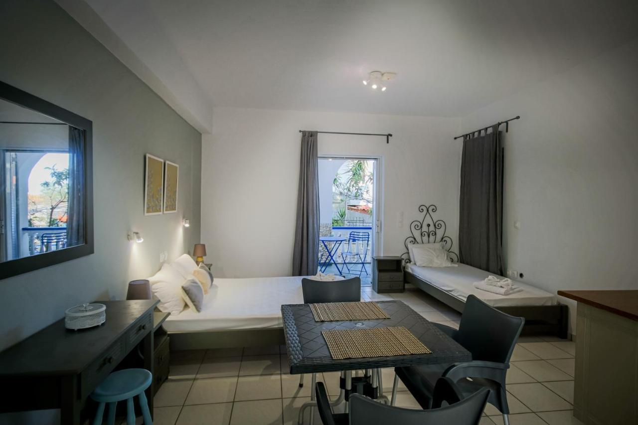 Velendzas Holidays Alykanas  Exterior foto