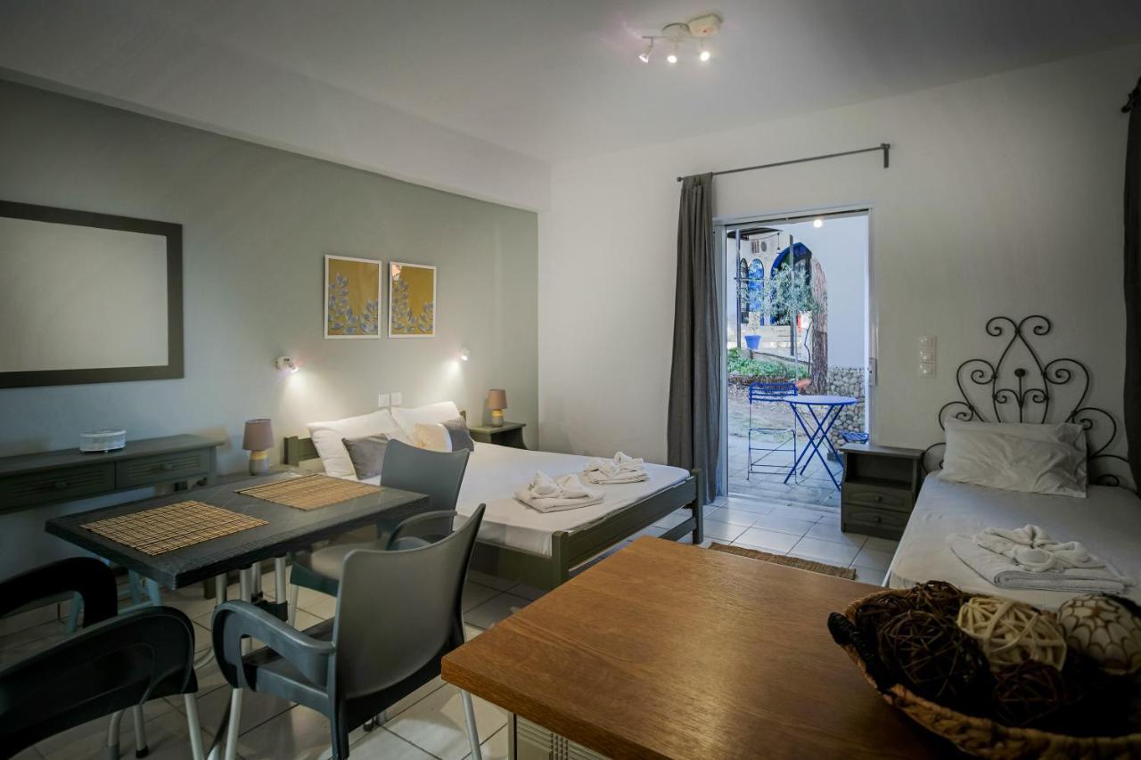 Velendzas Holidays Alykanas  Exterior foto