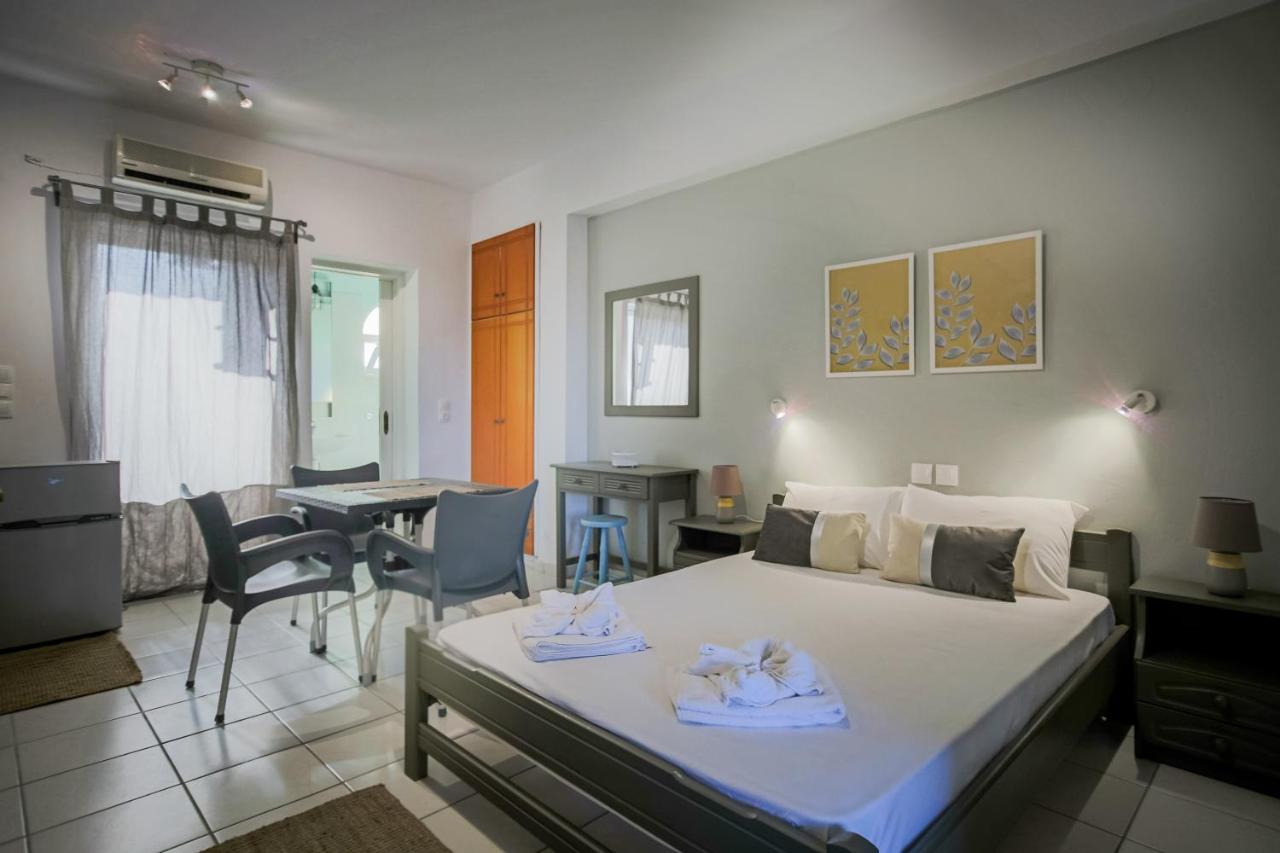 Velendzas Holidays Alykanas  Exterior foto